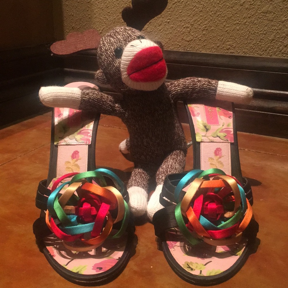 Cute! Strappy Ribbon Heels